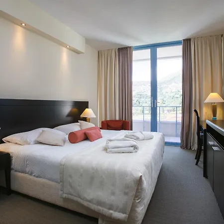 Admiral Grand 5* סלאנו