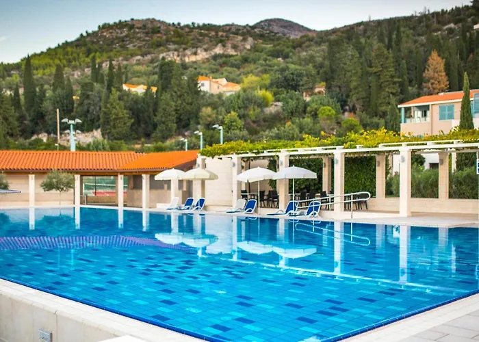 Admiral Grand 5* Slano